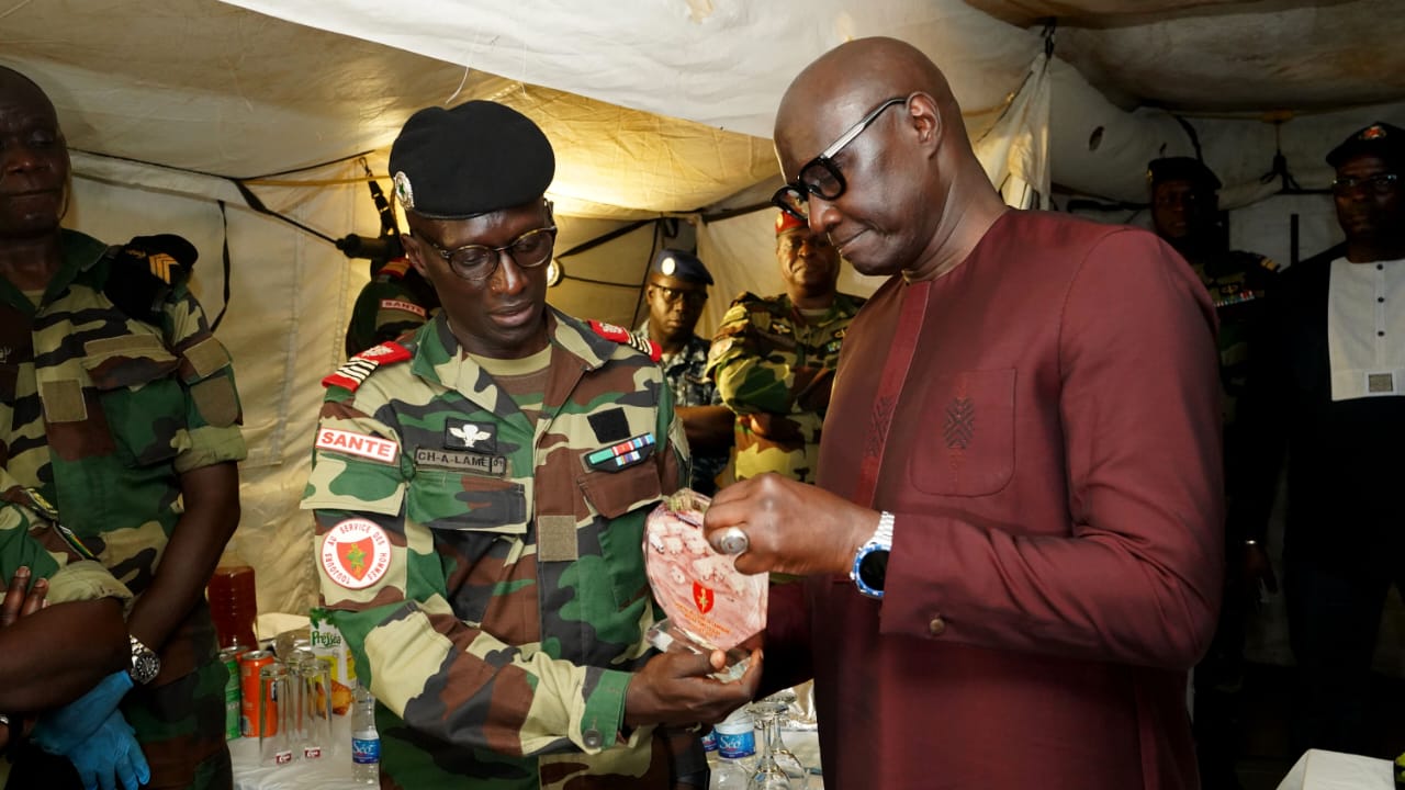 Visite du Ministre des Forces Armées, le général (2s) Birame DIOP